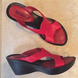 Nine West wedge sandals 6M